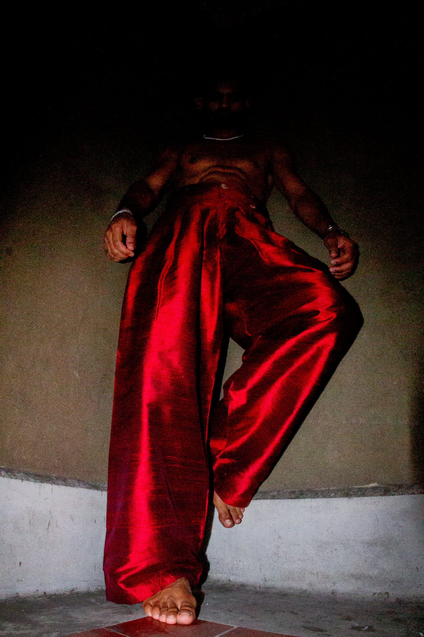 Scarlet Red Shit | Raw Silk