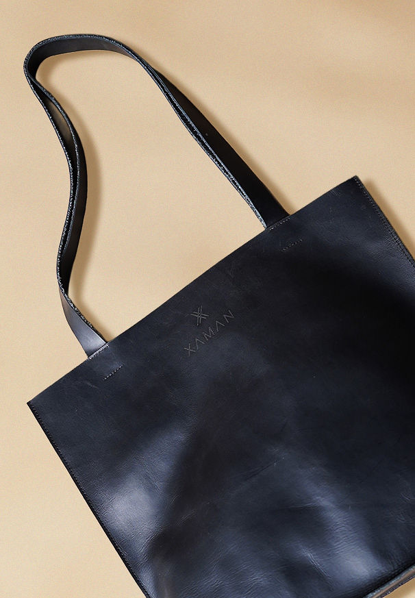 Plain Black Leather Tote Bag - Premium Minimalistic Design