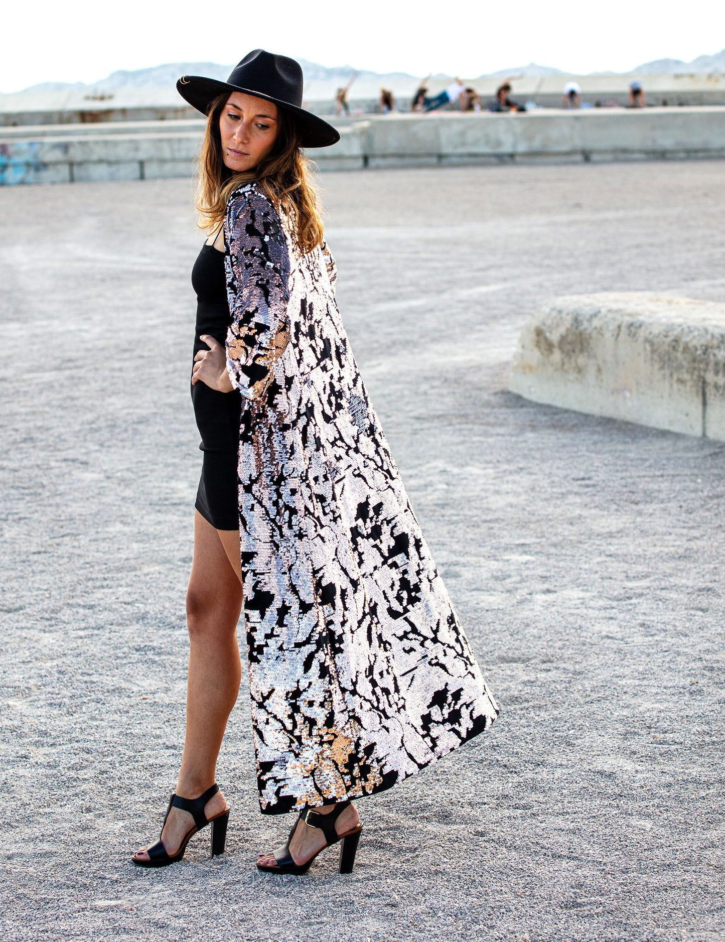 White and Gold Sequin Velvet Kimono