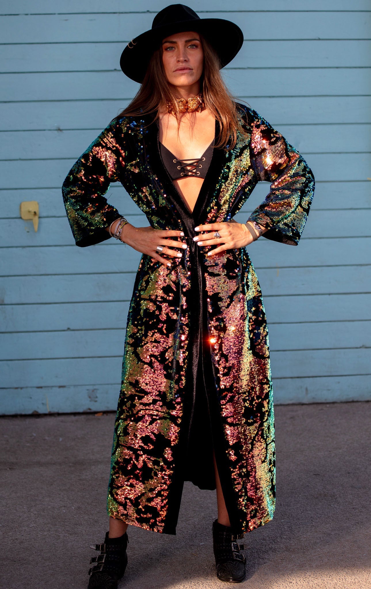 White and Gold Sequin Velvet Kimono