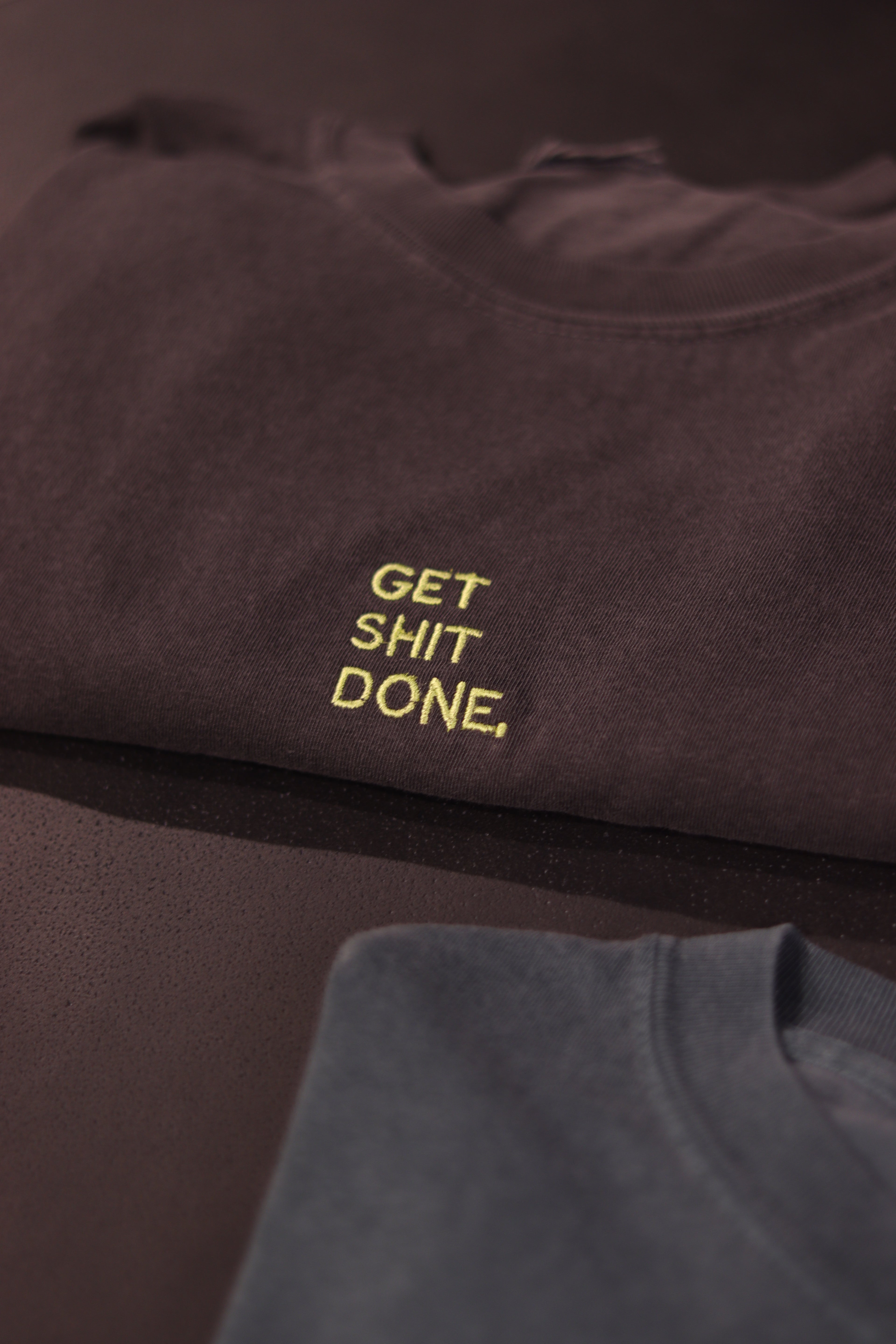 Pre- washed - Grey- shirt -mantra